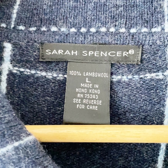 100% Lambswool Cardigan - Picture 2 of 12